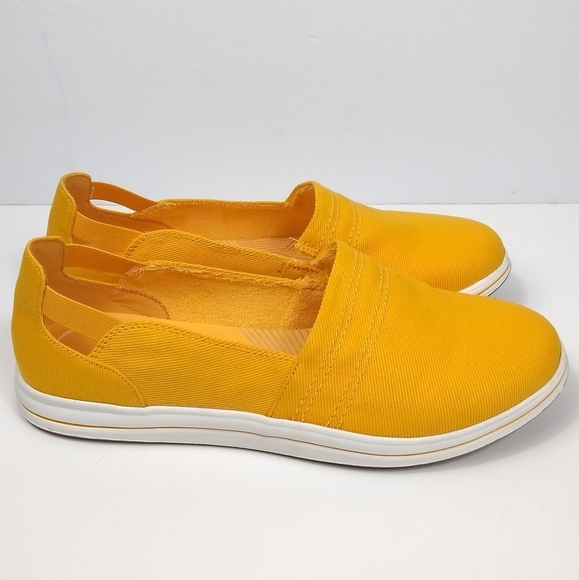 Clarks Cloudsteppers Breeze Step Slip-On Shoes Yellow Jaune Women's 11 Sneakers - Picture 2 of 10